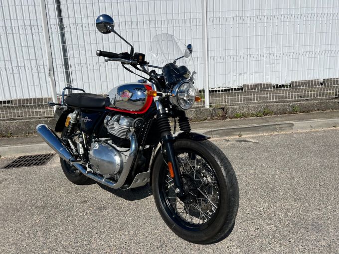 ROYAL ENFIELD INTERCEPTOR 4