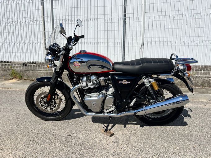ROYAL ENFIELD INTERCEPTOR 4