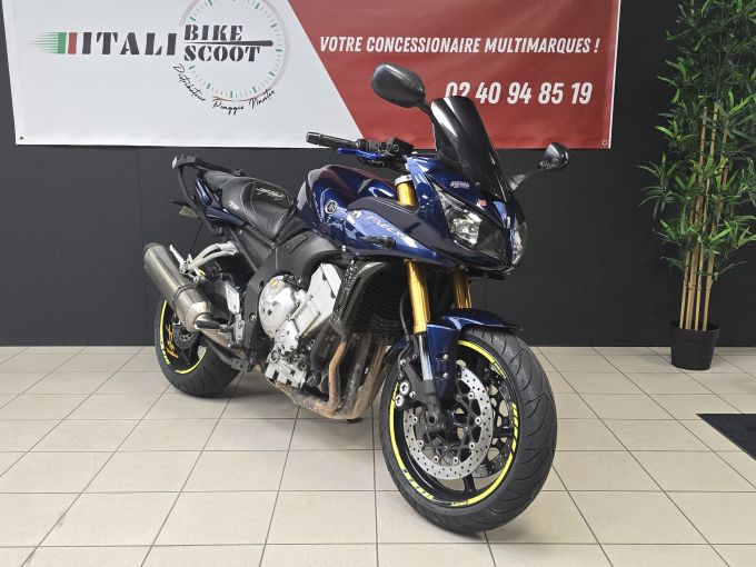 YAMAHA FZ1 4