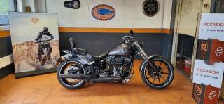 HARLEY-DAVIDSON SOFTAIL BREAKOUT 1690 - 2016