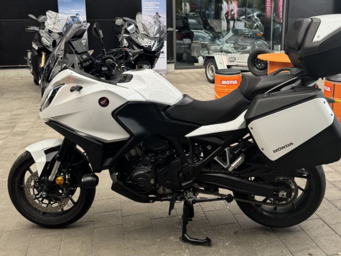 HONDA NT1100 DCT 4