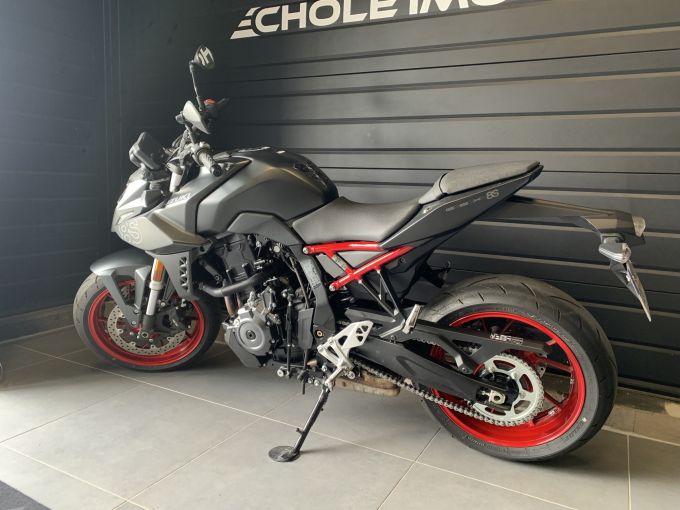 SUZUKI GSX-8S 4