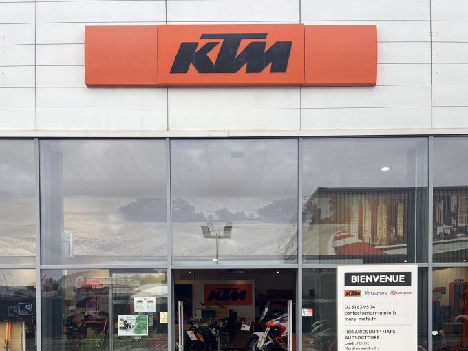 KTM 125 DUKE 4