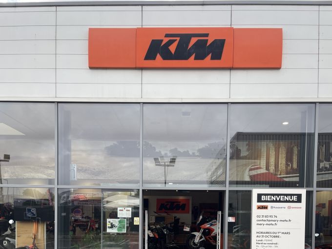 KTM 125 DUKE 4