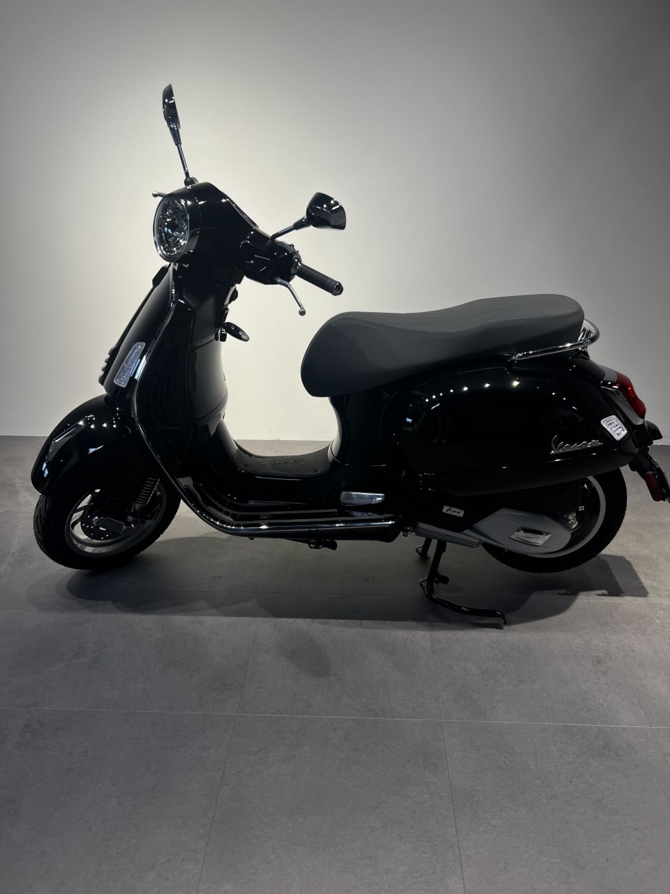 VESPA GTS 125 CLASSIC E5+ 4