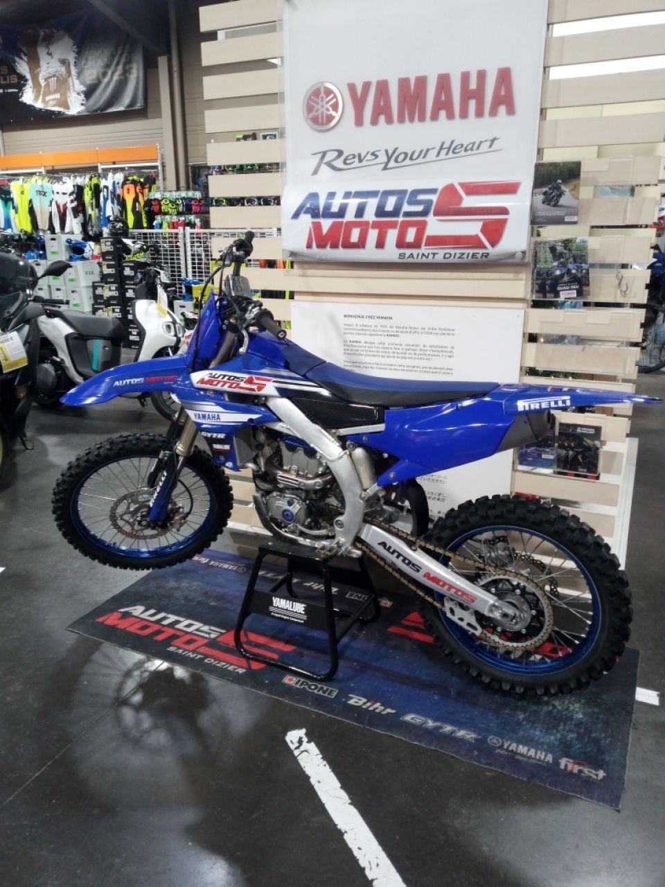 YAMAHA 250 YZF 2023 4