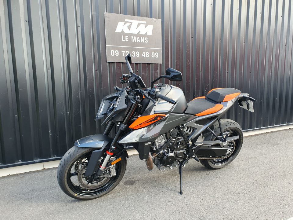 KTM 990 DUKE 4