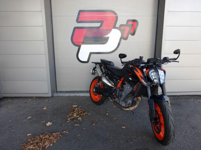 KTM 890 DUKE R 2023 4