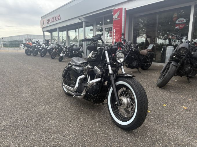 HARLEY-DAVIDSON SPORTSTER FORTY-EIGHT 1200 4