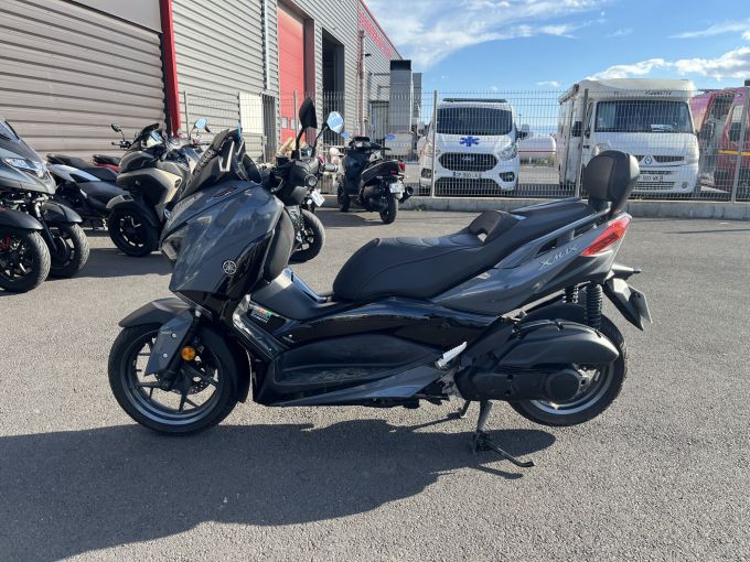 YAMAHA XMAX 125 TECH MAX 4