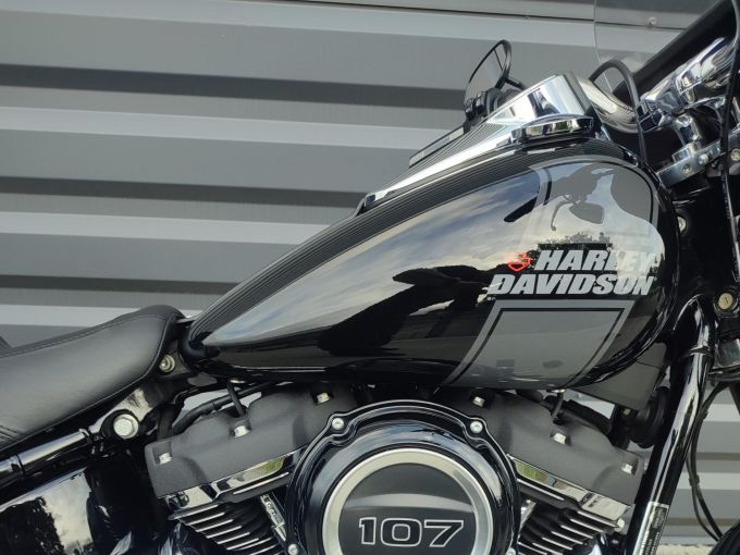 HARLEY-DAVIDSON SOFTAIL SPORT GLIDE 1745 4
