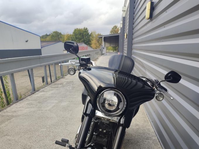 HARLEY-DAVIDSON SOFTAIL SPORT GLIDE 1745 4
