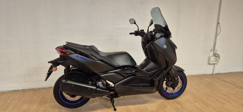 YAMAHA XMAX 300 4