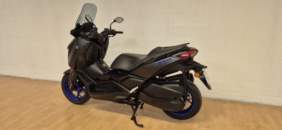 YAMAHA XMAX 300 4