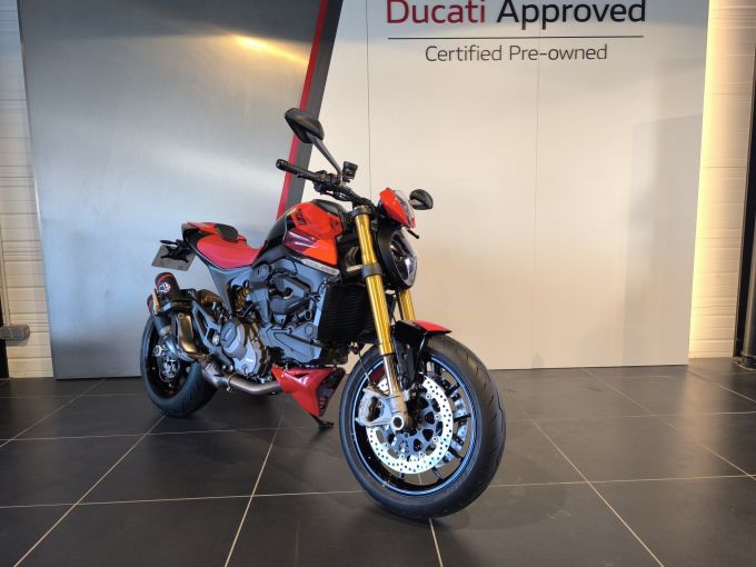 DUCATI MONSTER S 900 4