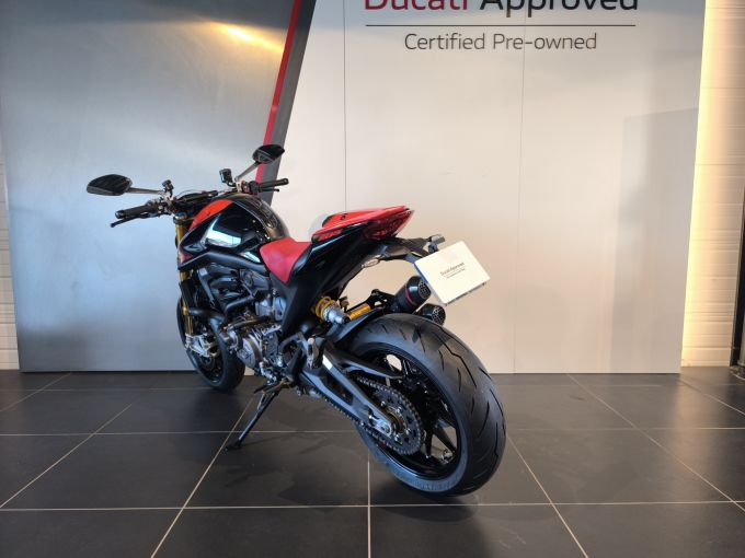 DUCATI MONSTER S 900 4