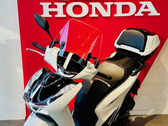 HONDA SH125i 4