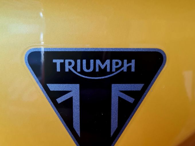 TRIUMPH STREET TRIPLE 765 RS 4