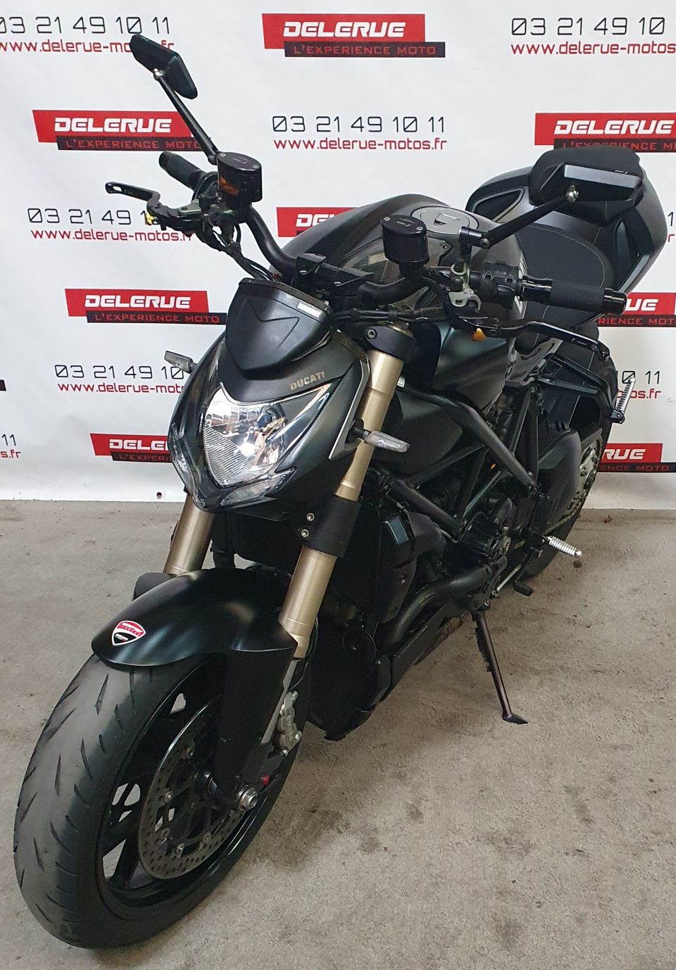 DUCATI STREETFIGHTER 4