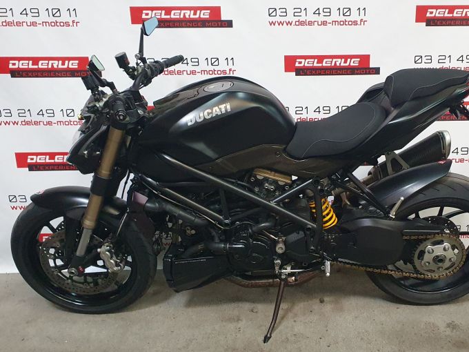 DUCATI STREETFIGHTER 4