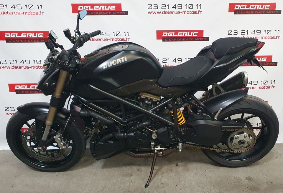 DUCATI STREETFIGHTER 4