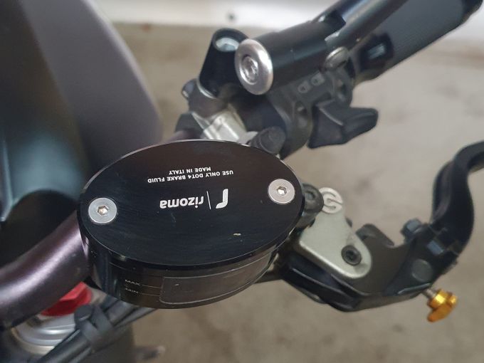 DUCATI STREETFIGHTER 4