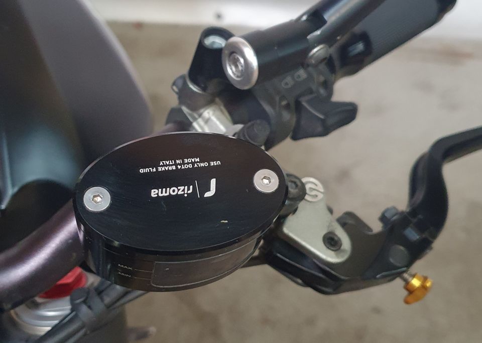 DUCATI STREETFIGHTER 4