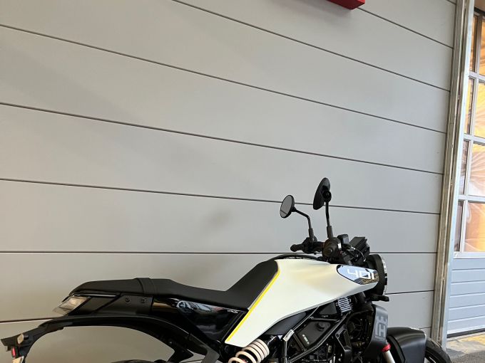HUSQVARNA 701 ENDURO 4