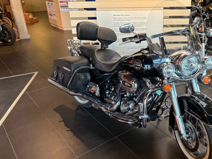 HARLEY-DAVIDSON TOURING ROAD KING 1584 CLASSIC 4