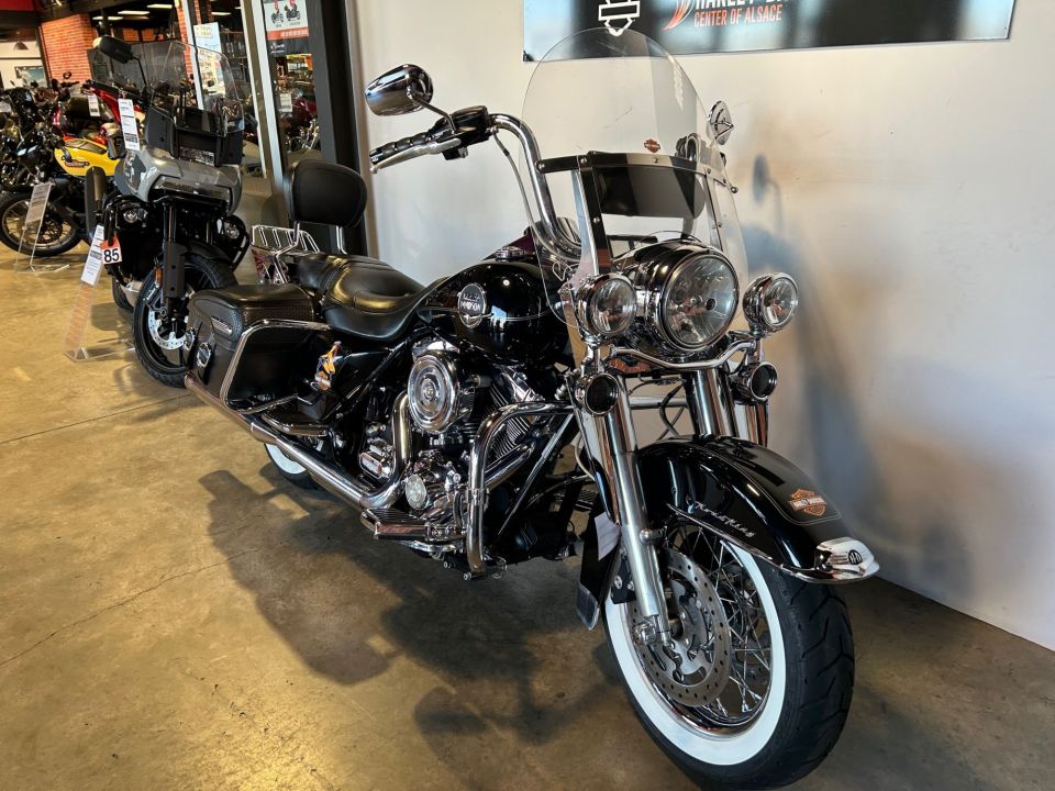 HARLEY-DAVIDSON TOURING ROAD KING 1584 CLASSIC 4