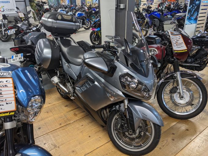 KAWASAKI GTR 1400 4
