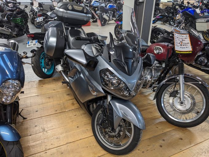 KAWASAKI GTR 1400 4