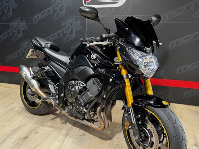 YAMAHA FZ8 4