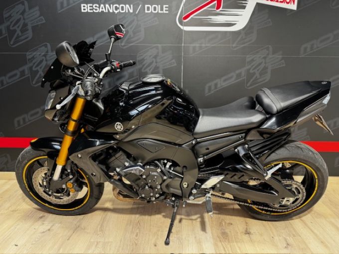 YAMAHA FZ8 4