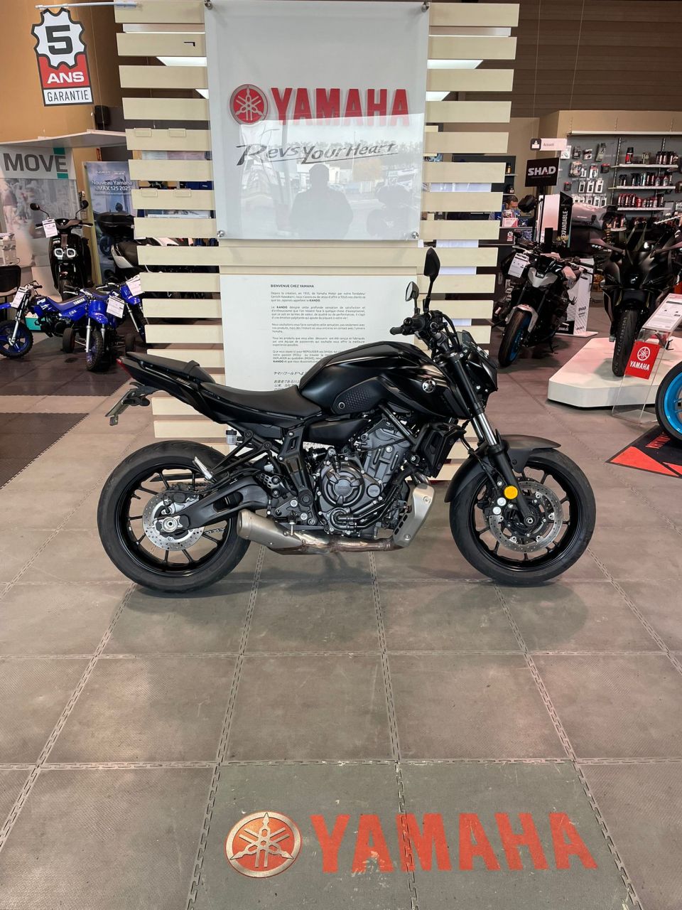 YAMAHA MT-07 (47.5CV) 4