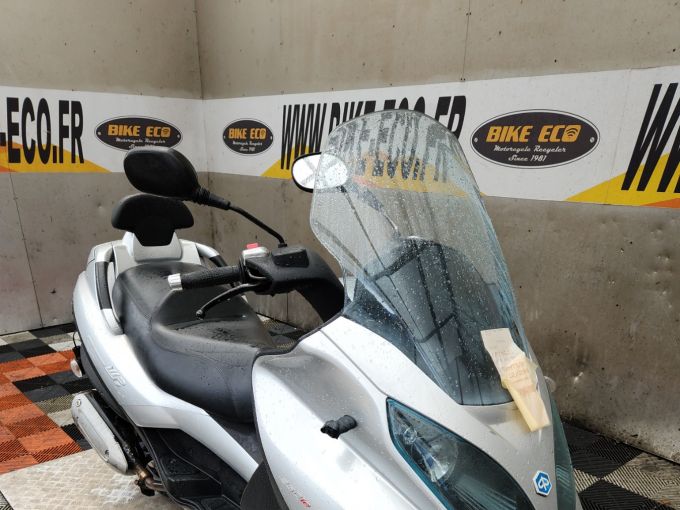 PIAGGIO MP3 250 LT 4