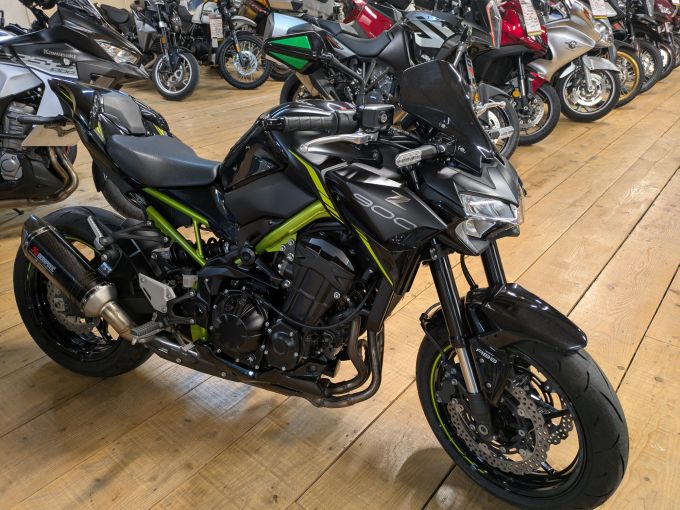 KAWASAKI Z 900 4