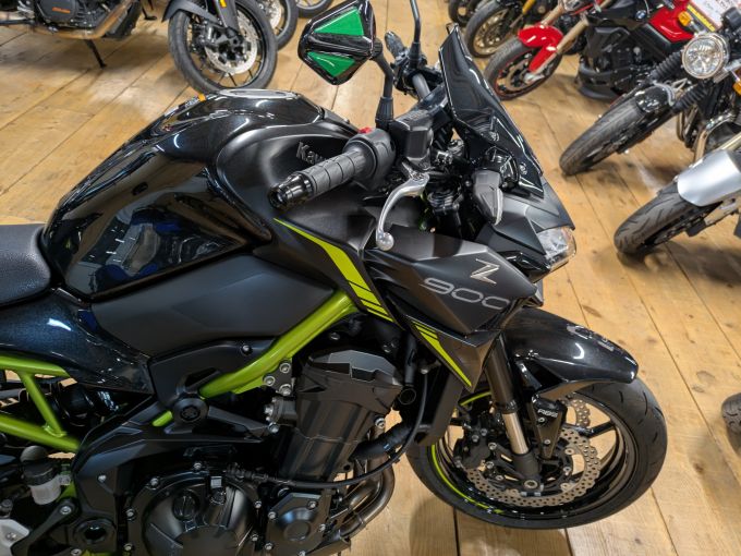 KAWASAKI Z 900 4