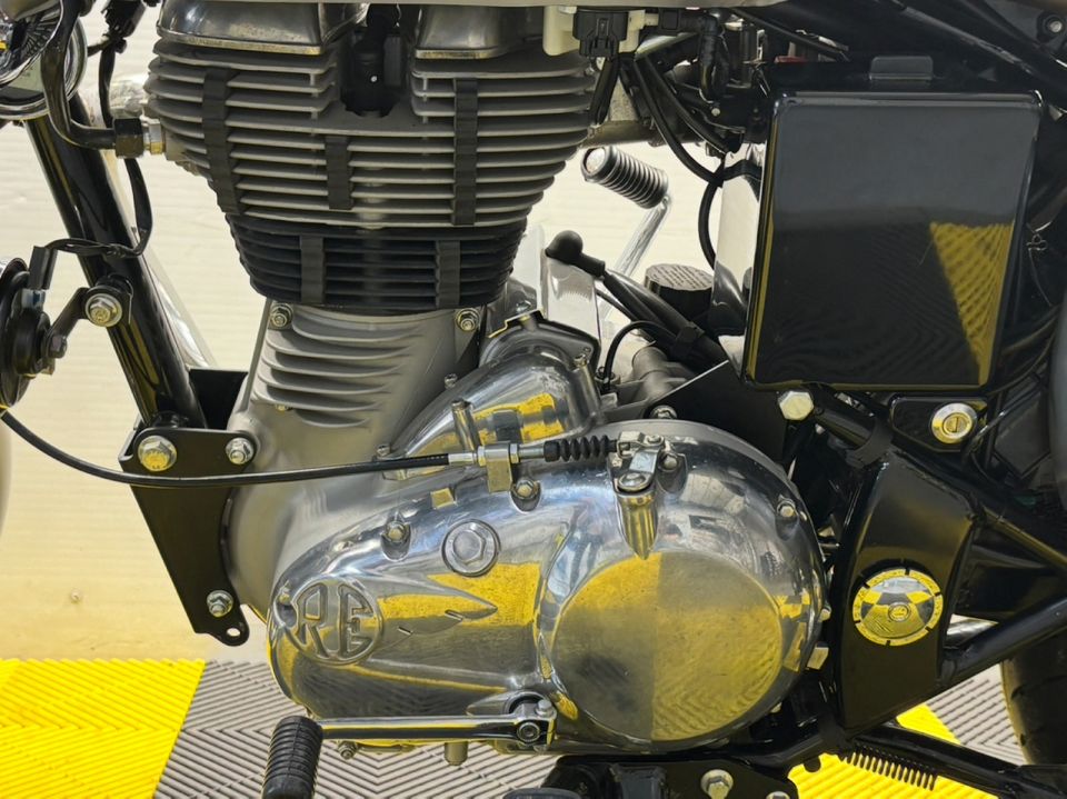 ROYAL ENFIELD CLASSIC 4