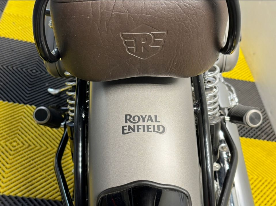 ROYAL ENFIELD CLASSIC 4