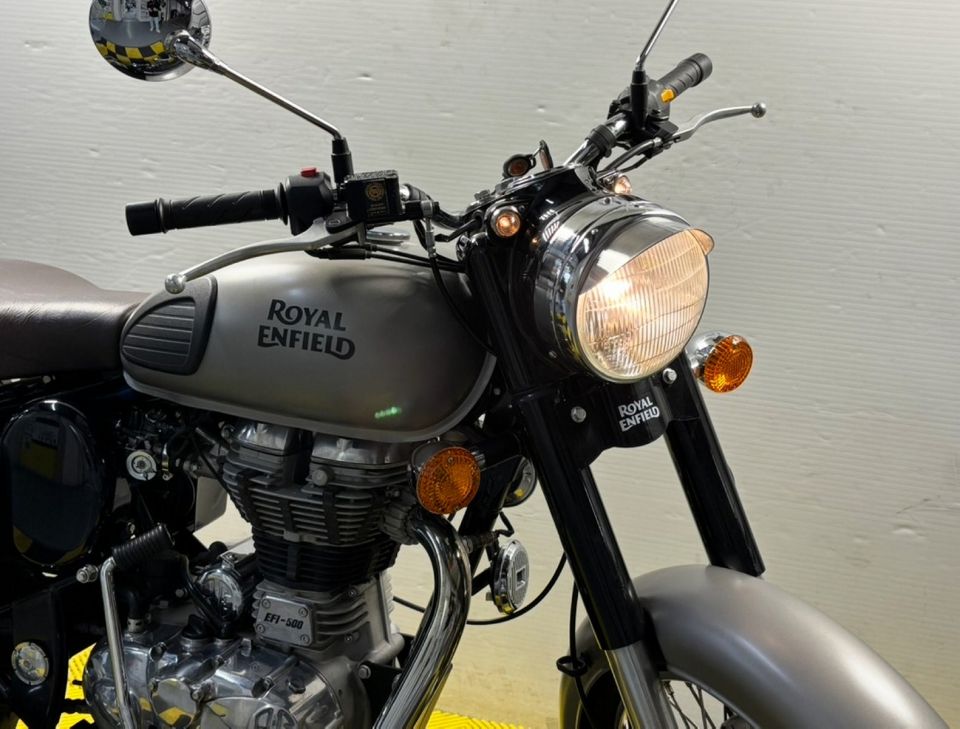 ROYAL ENFIELD CLASSIC 4