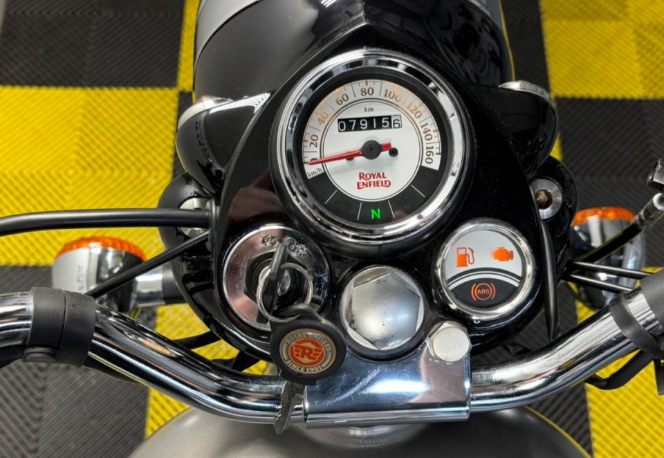 ROYAL ENFIELD CLASSIC 4