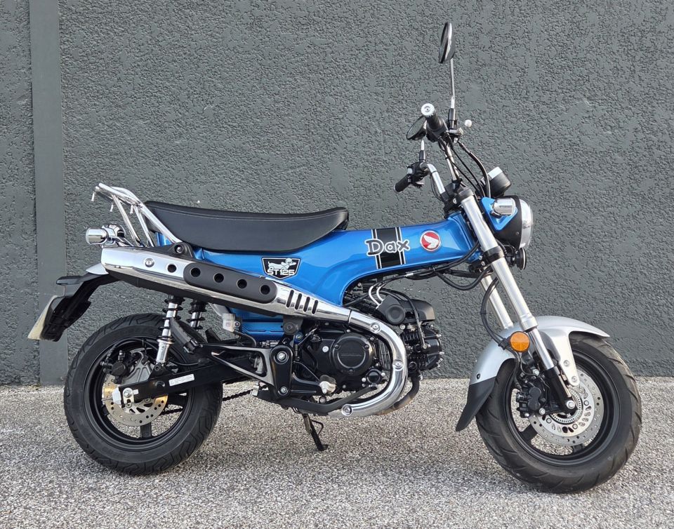 HONDA DAX ST 4