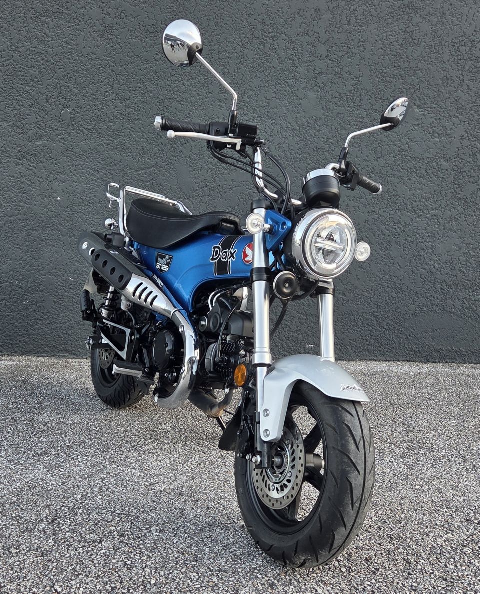 HONDA DAX ST 4