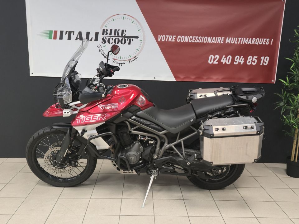 TRIUMPH TIGER 800 XCA 4