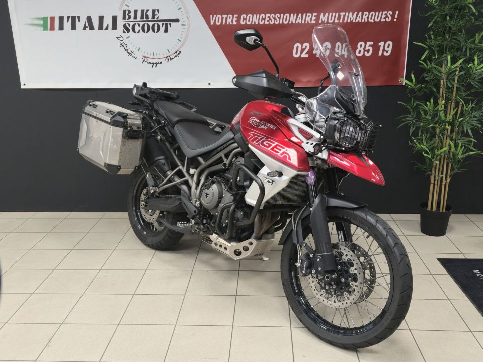TRIUMPH TIGER 800 XCA 4