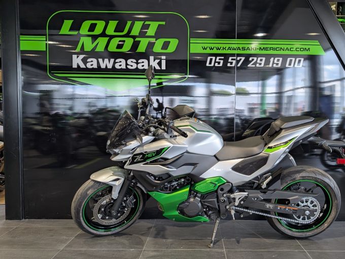 KAWASAKI Z7 hybrid 4