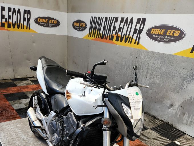 HONDA CB 600 F HORNET 4