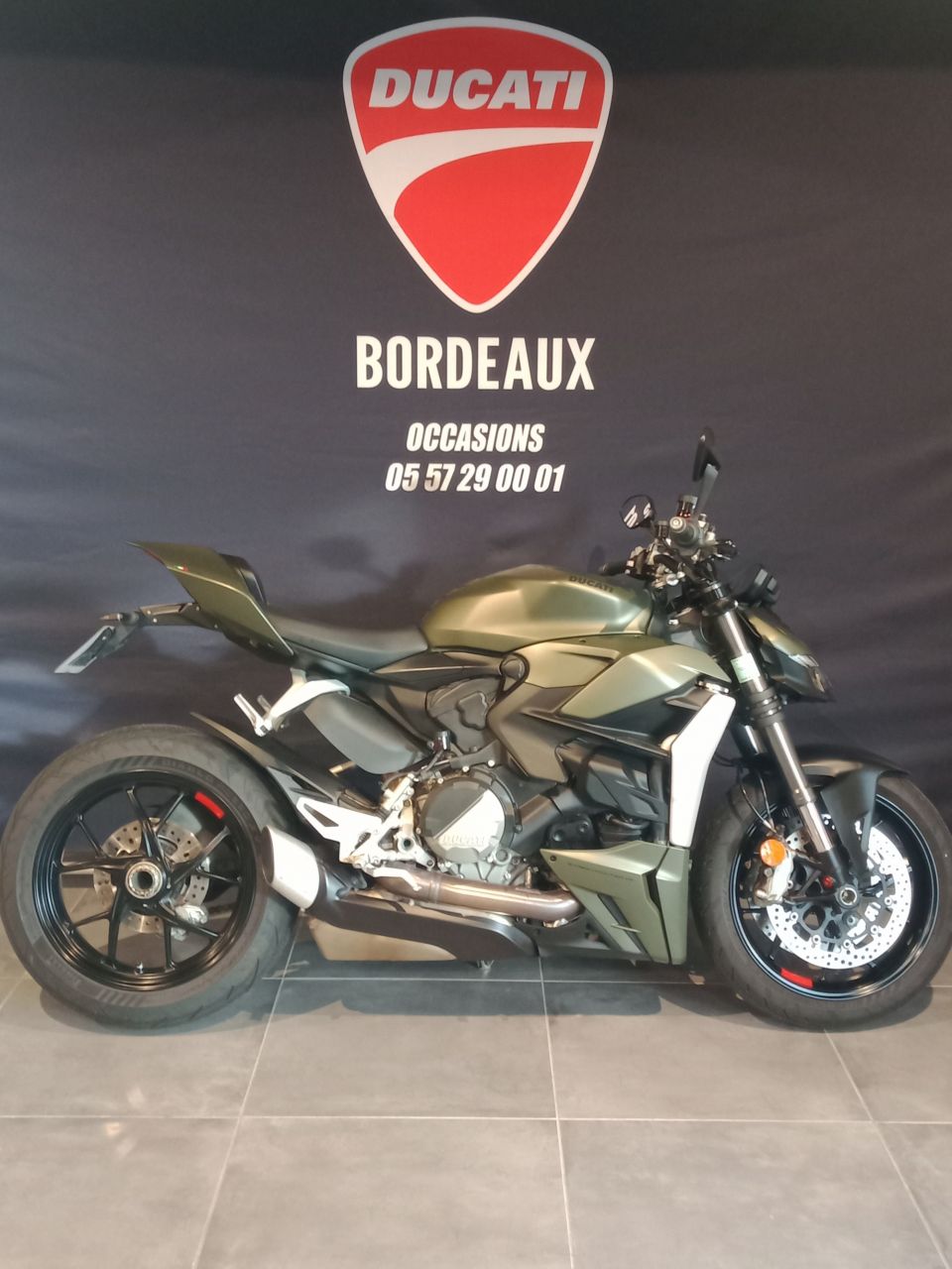 DUCATI STREETFIGHTER 4