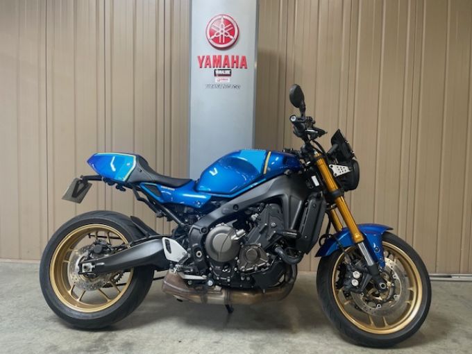 YAMAHA XSR 900 4